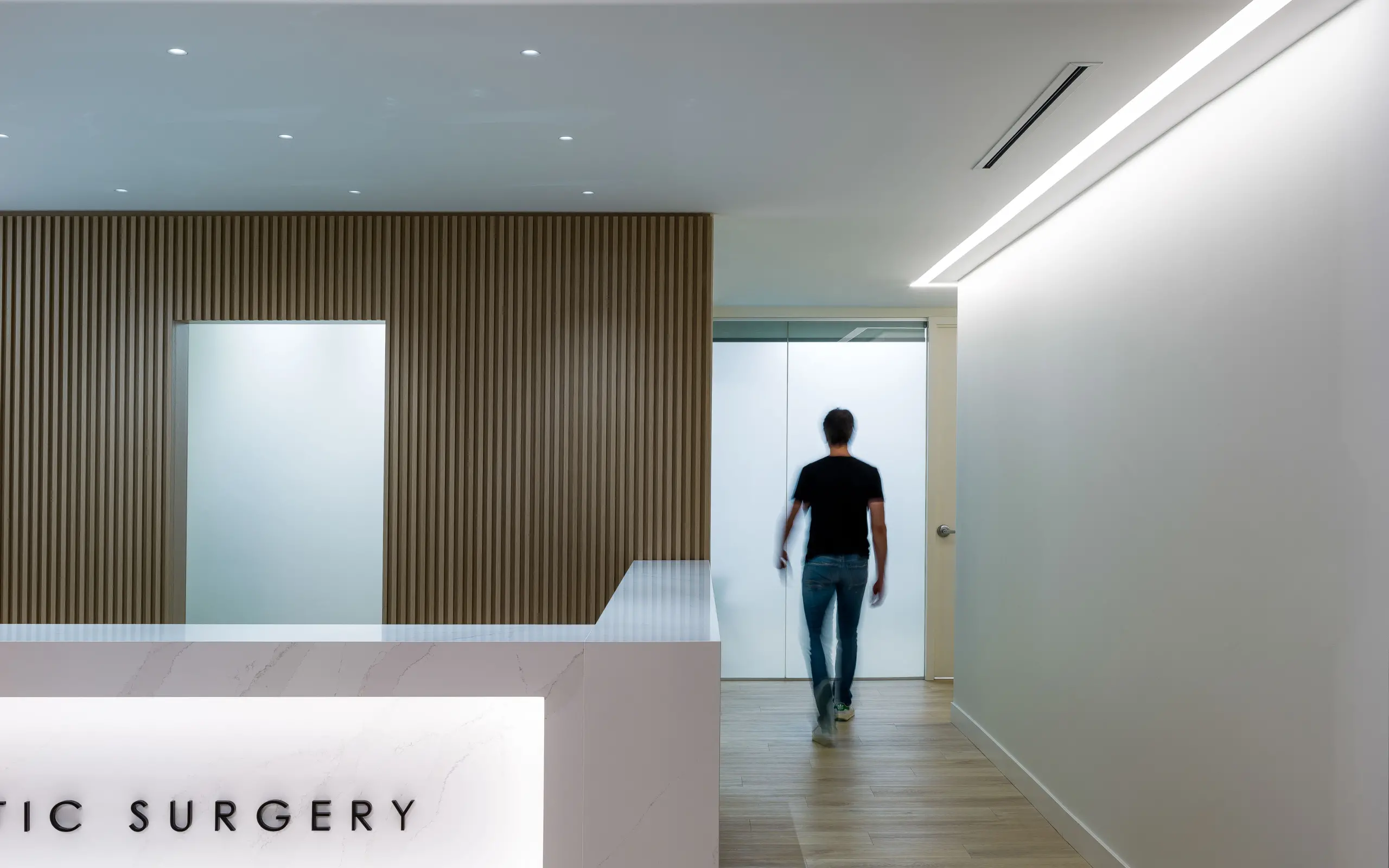 Continuous Linear Lights, Pacific Plastic Surgery, Vancouver, BC