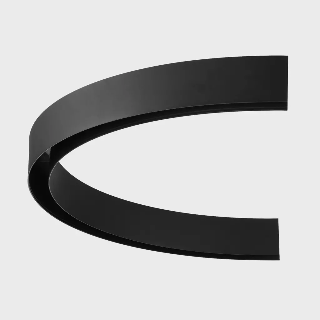 Maggie Curvy: Magnetic Track