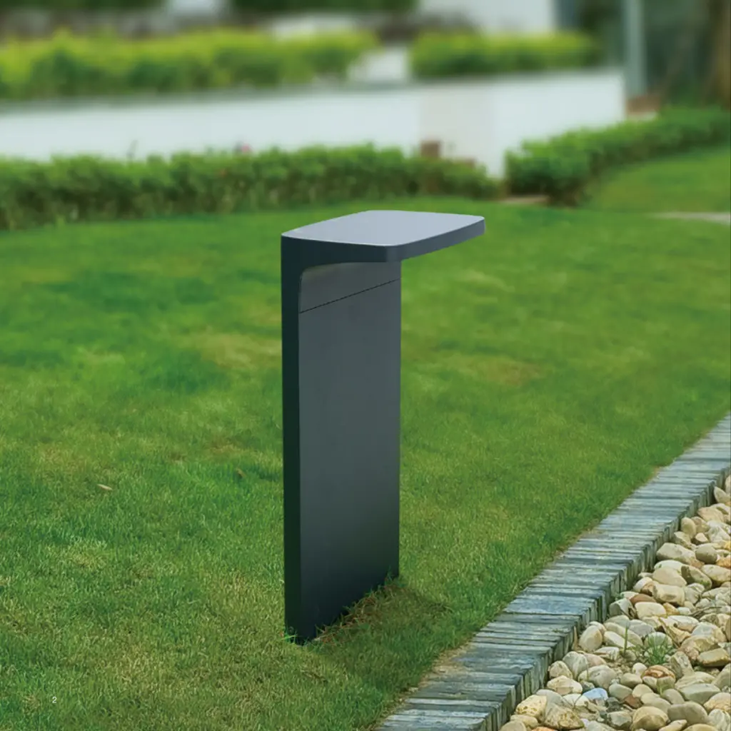 BL-06: Landscape Bollard