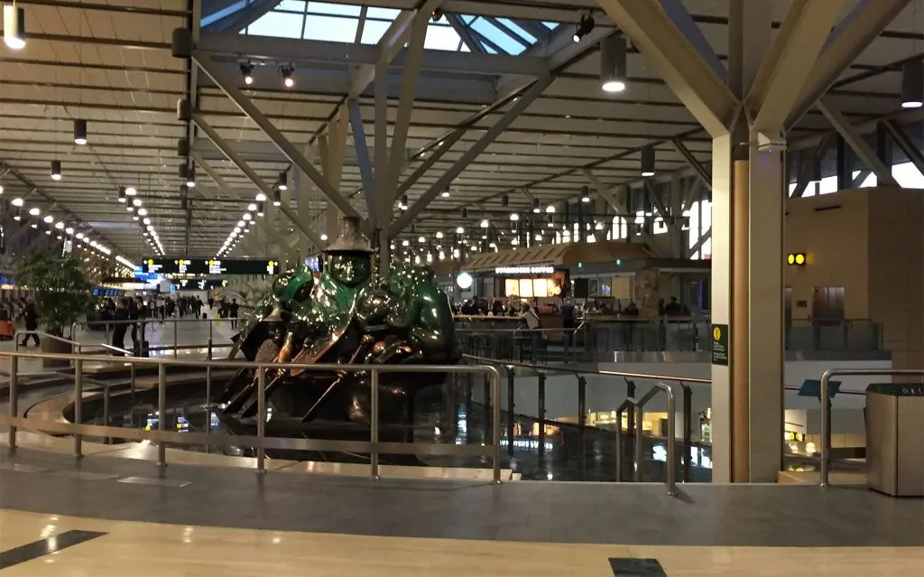 LED up & Down Lighting Retrofit, YVR Intl Airport, Richmond, BC