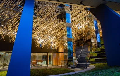 Kigumi Custom Up/Down Light, Alberni Tower, Vancouver, BC