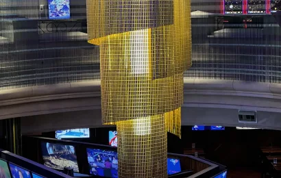 35ft High Chandelier, Niagara Falls Casino