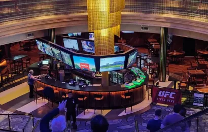 35ft High Chandelier, Niagara Falls Casino